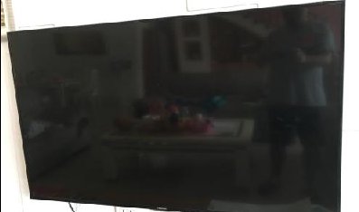 海信电视内屏不满一年无端破裂，厂家推卸责任，不予保修