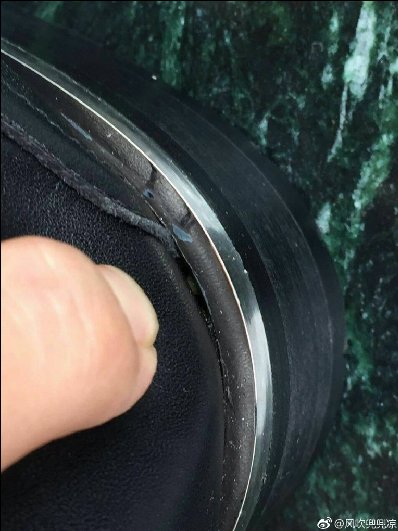 天猫GXG男鞋官方旗舰店以次充好欺骗消费者