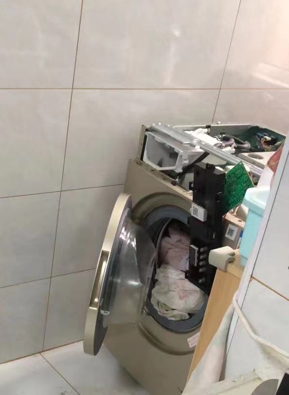 已解决：小天鹅洗衣机电机损坏不受控，主办损坏不显示